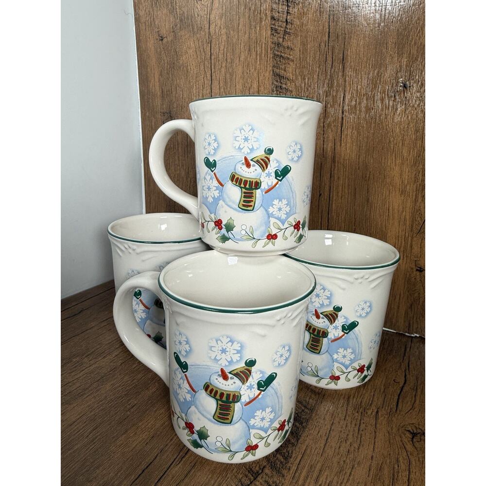 Set of 4 Pfaltzgraff Winterberry Snowman Holiday Flat Bottom Mugs